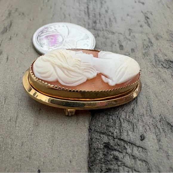 Vintage Catamore 12 Carat Gold Filled Cameo - Picture 5 of 8
